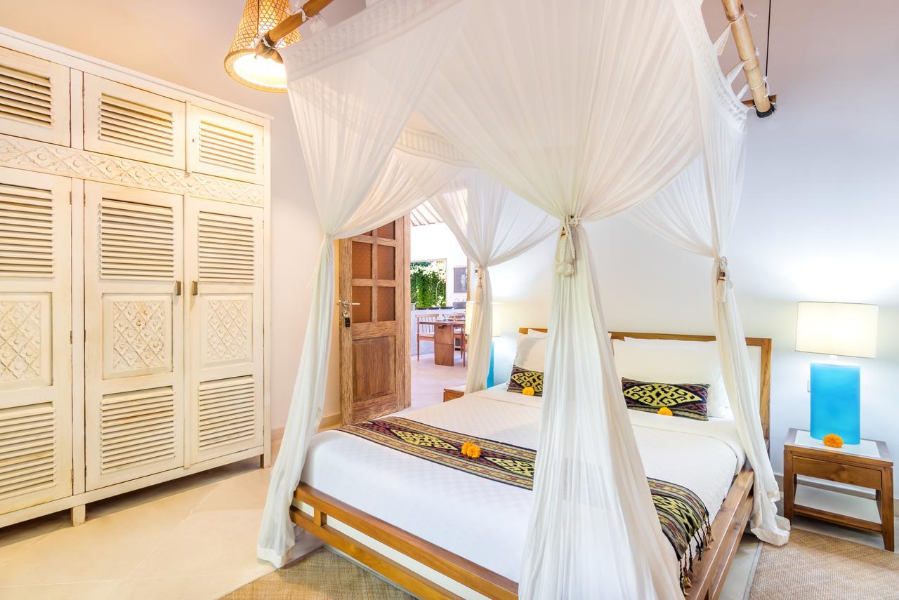 Villa 007 Seminyak Buitenkant foto