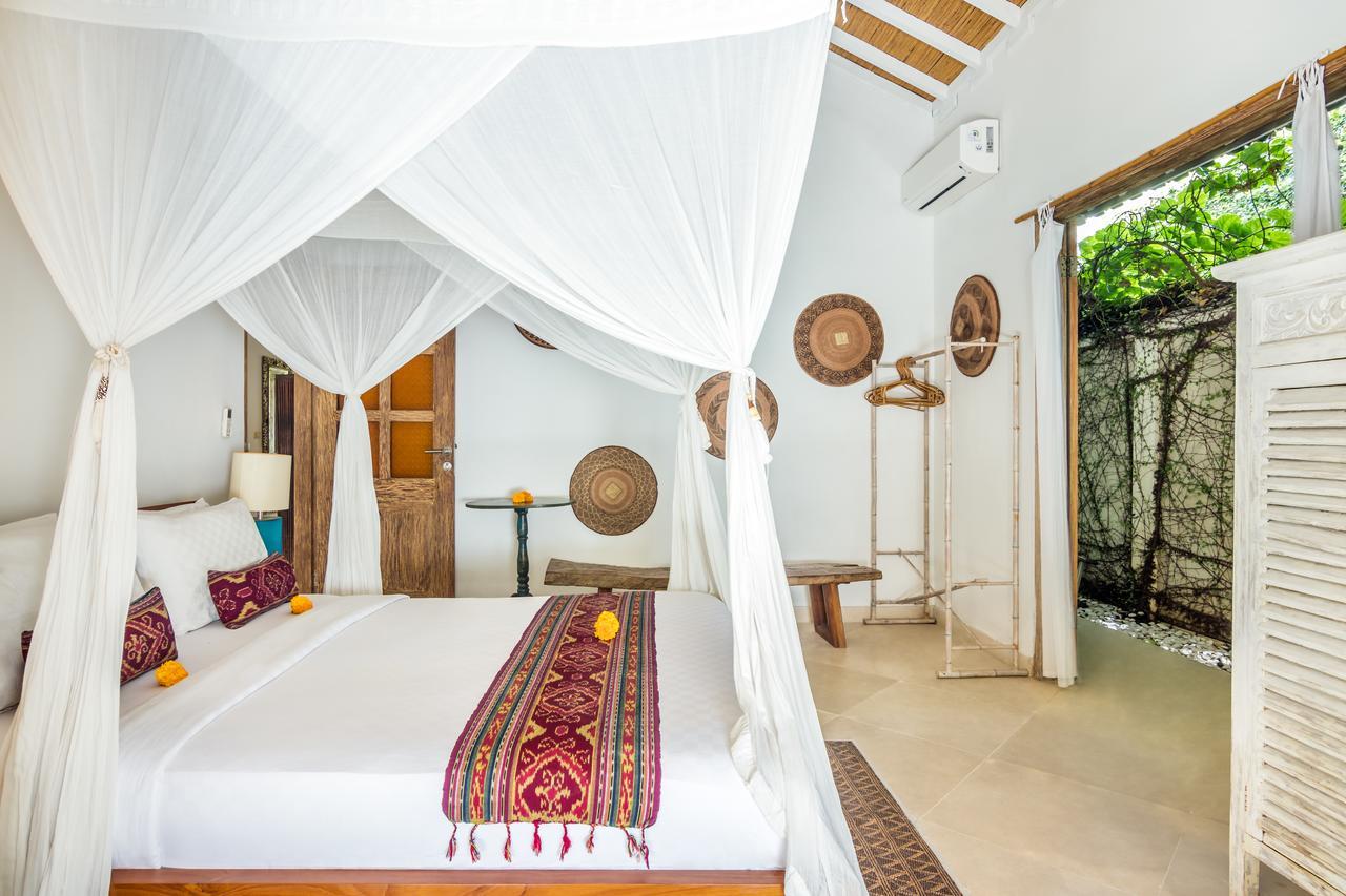 Villa 007 Seminyak Buitenkant foto