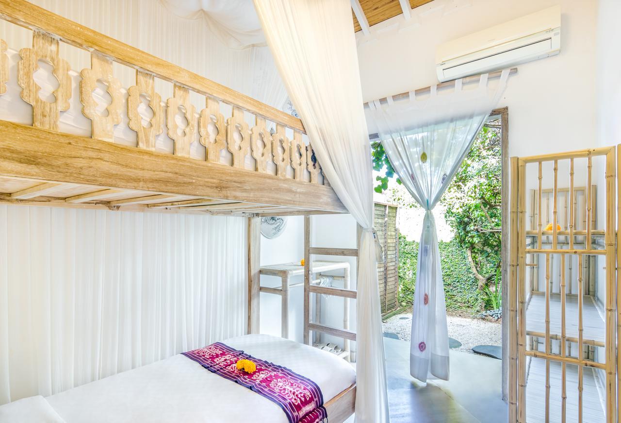 Villa 007 Seminyak Buitenkant foto