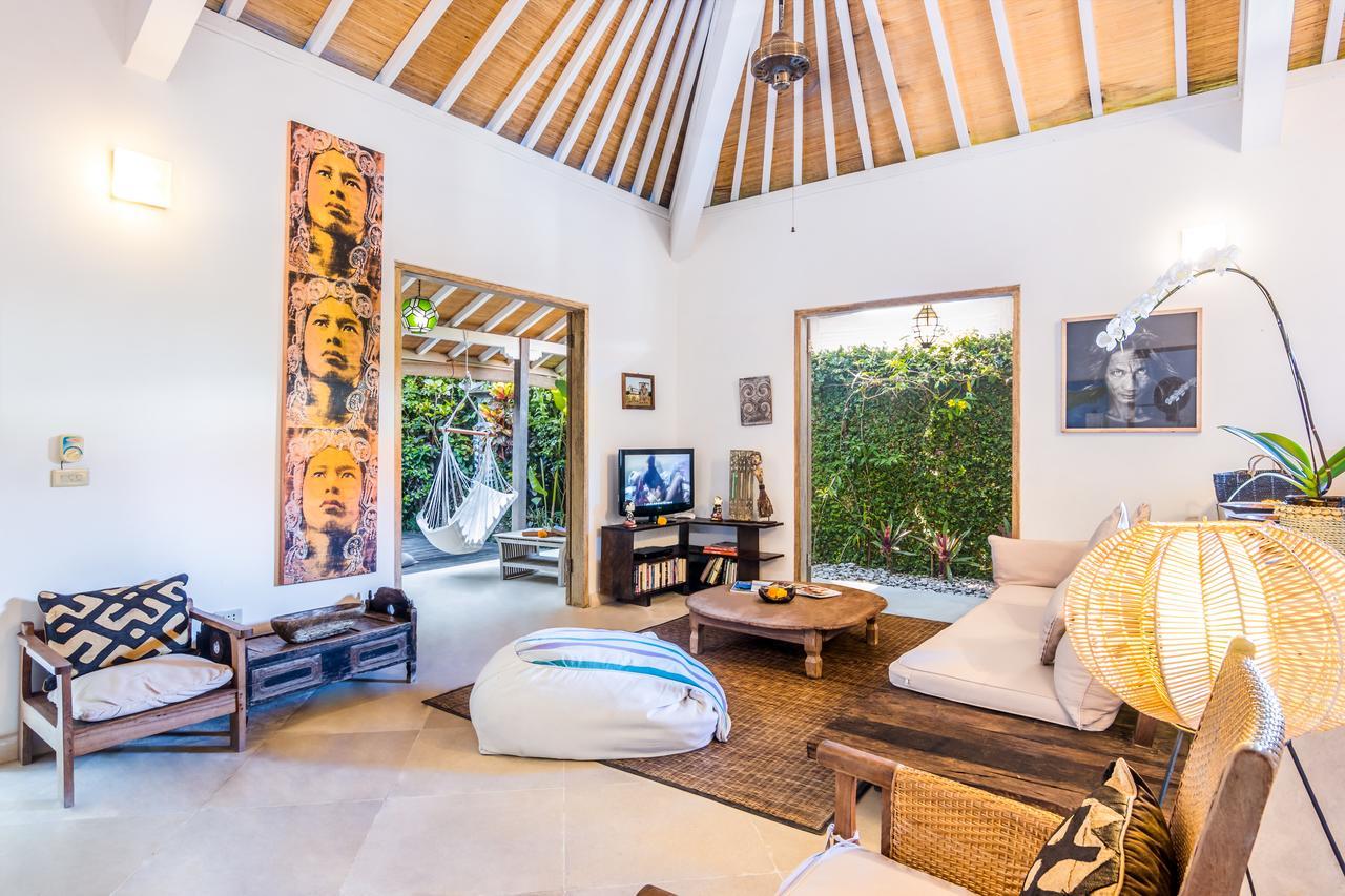 Villa 007 Seminyak Buitenkant foto