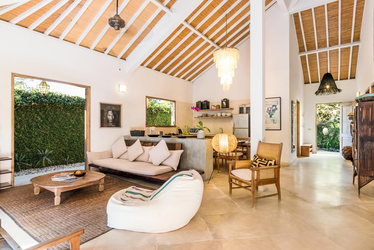 Villa 007 Seminyak Buitenkant foto